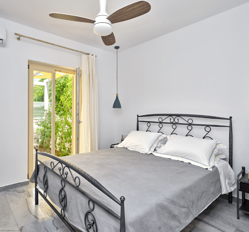 luxury suites Paros