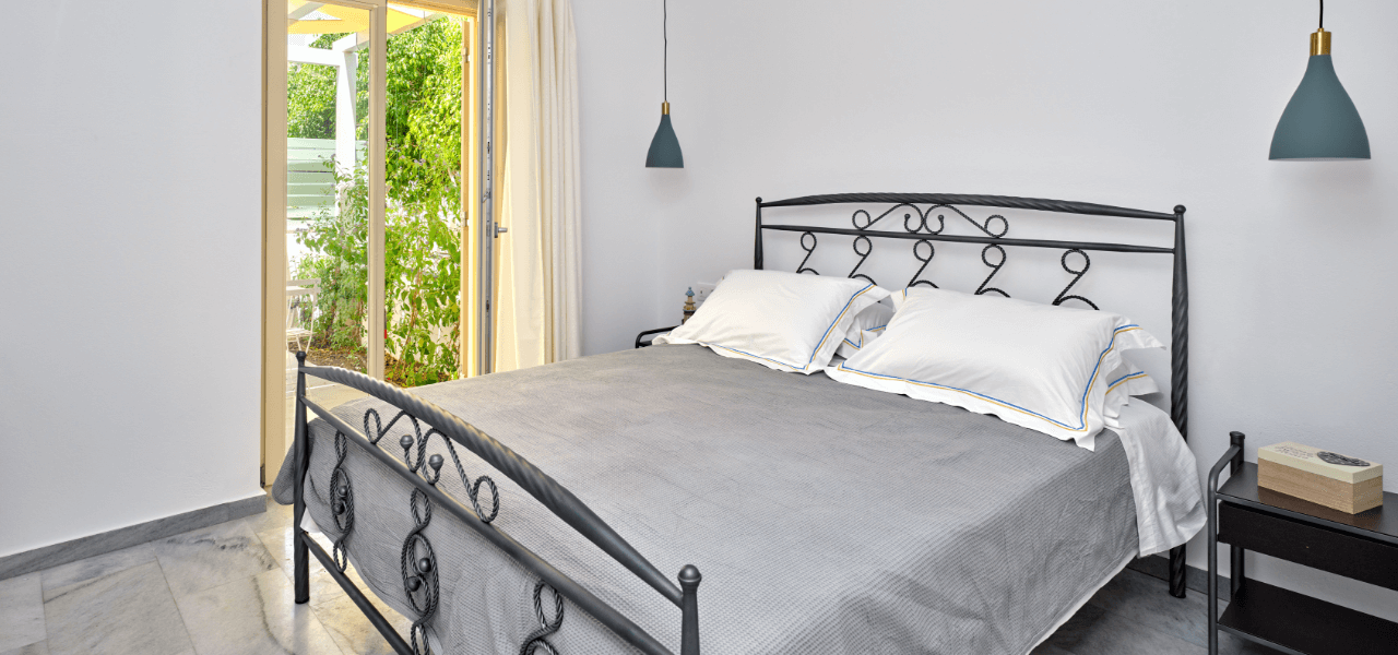 luxury suites Paros